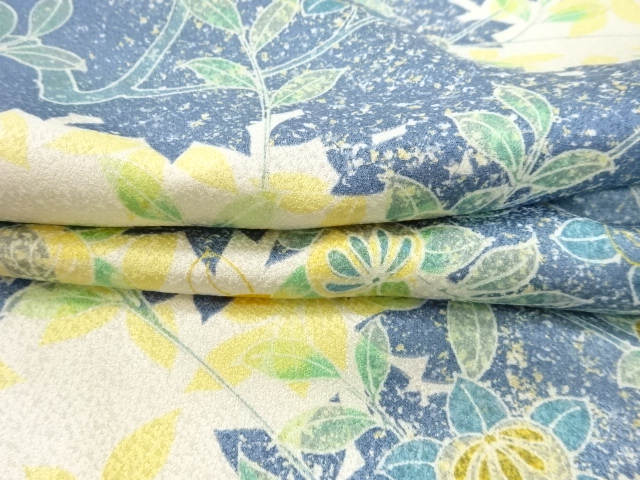  枝花に橘模様　小紋着物